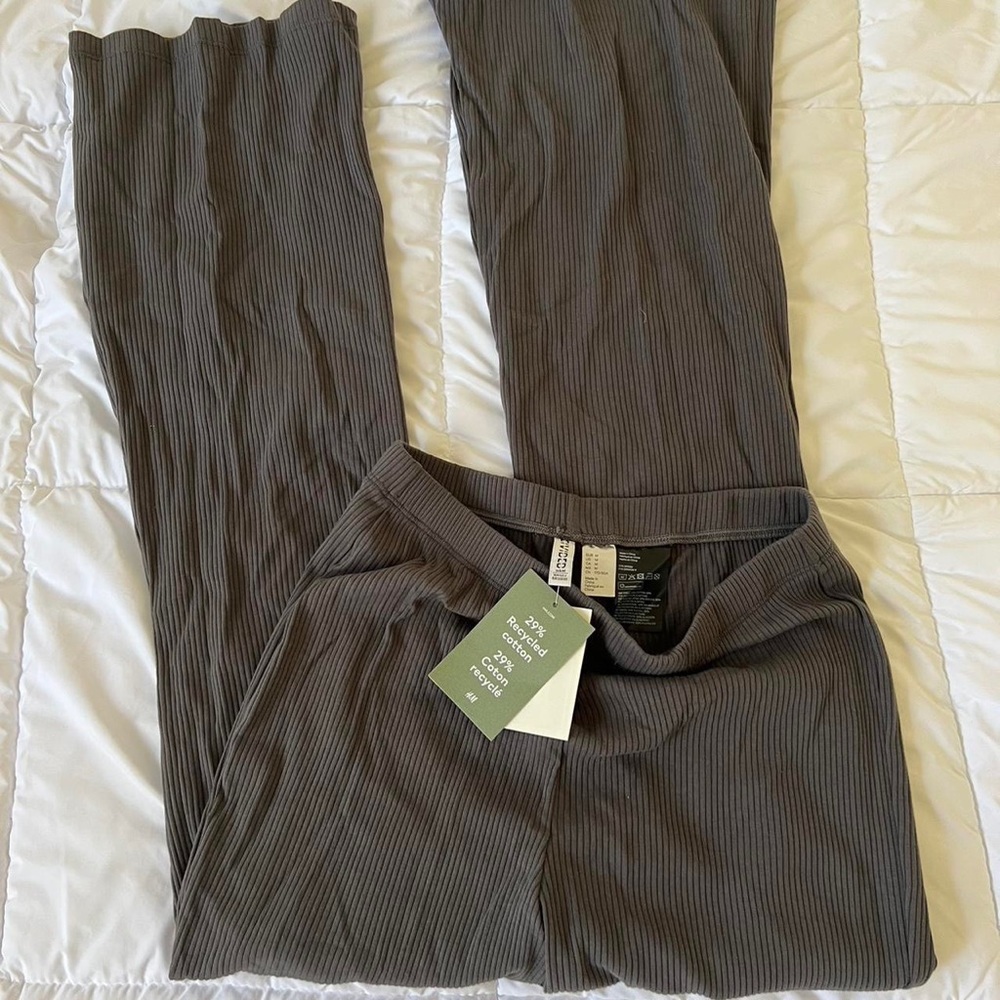 H&M Flare Leggings / Pants